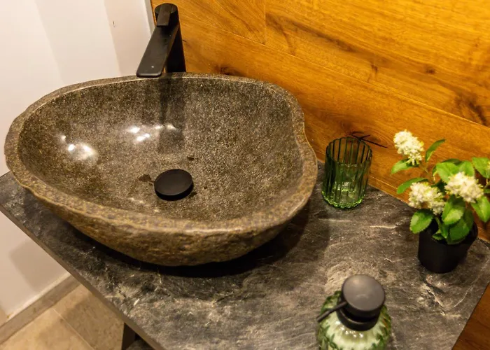 Sun X Mountains - Old Town Apartment